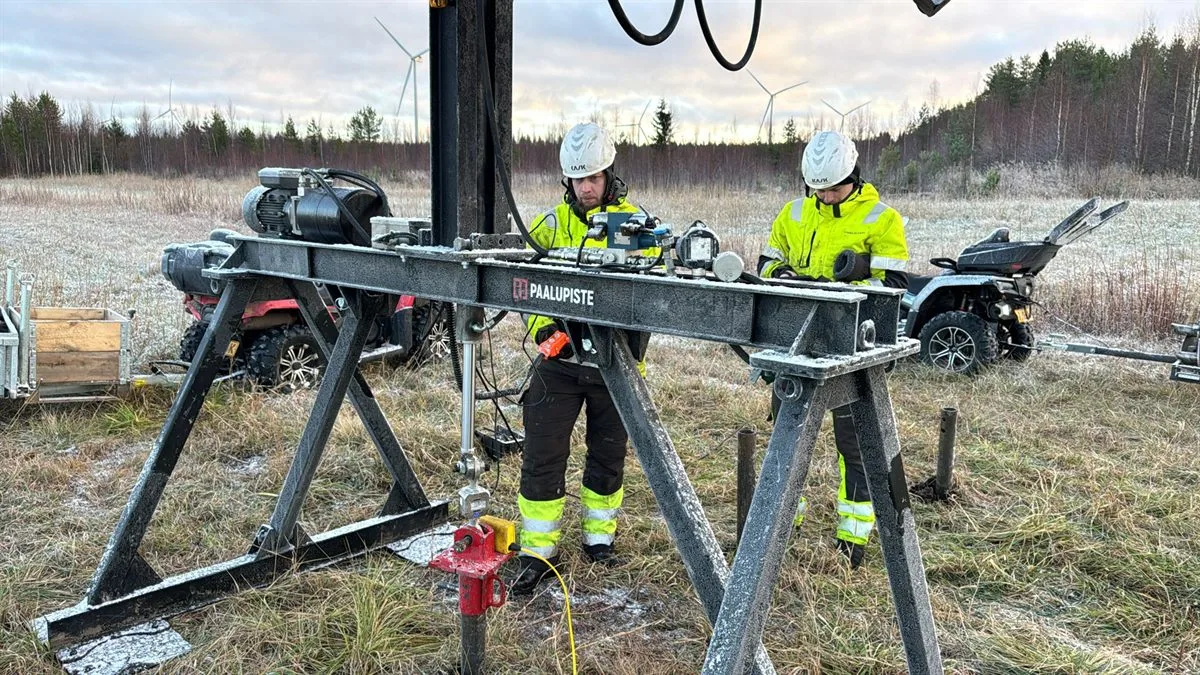 Disseny i enginyeria de fonamentació amb pilots helicoïdals